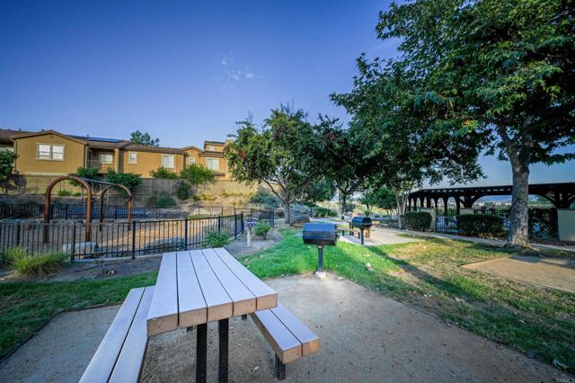 Building Photo - 8517 Old Stonefield Chase