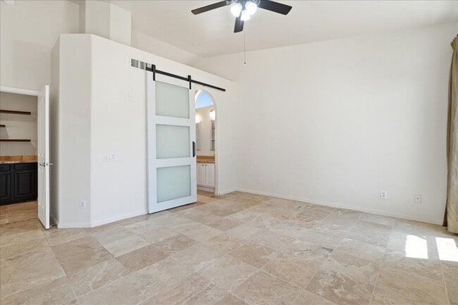 Building Photo - 2207 E Tahitian Way