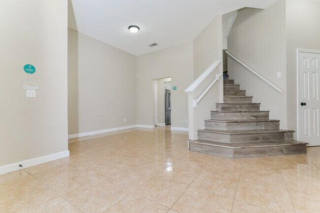 Building Photo - 1968 Downs Ct