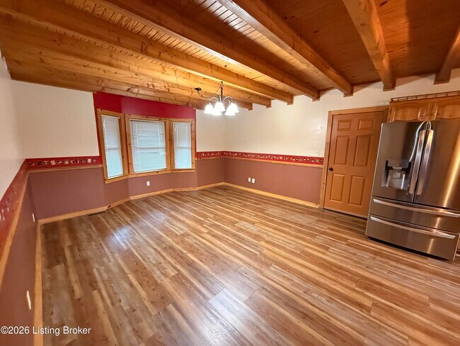 Building Photo - 207 Lake Shore Dr