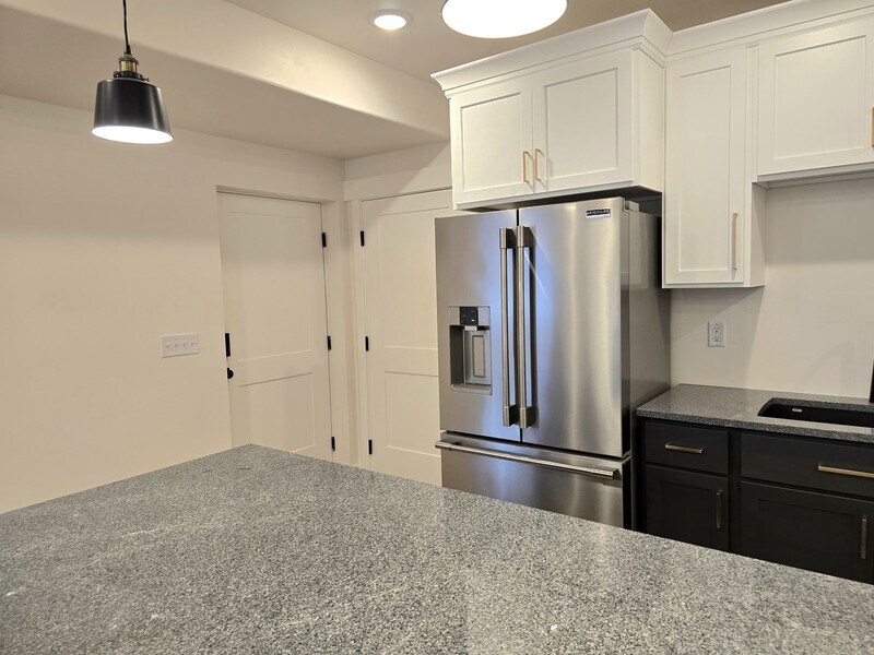 Building Photo - 779 S 450 E