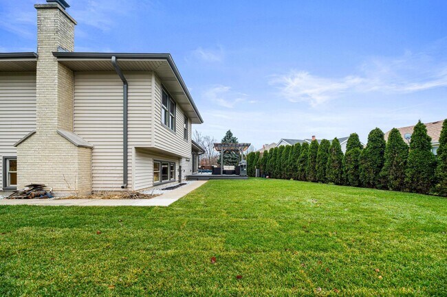 Building Photo - 1060 Judy Dr