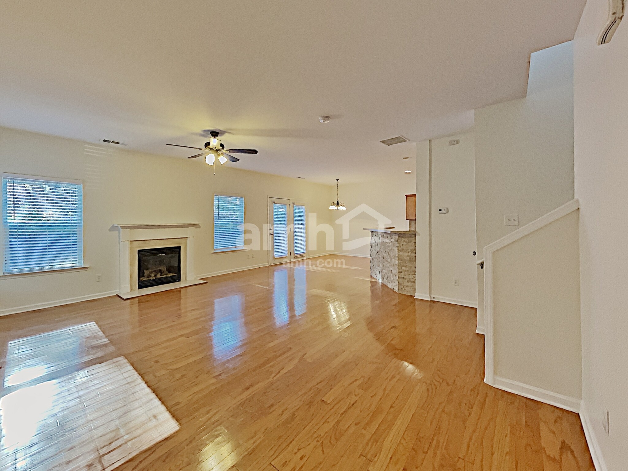 Building Photo - 209 Brookhaven Ct
