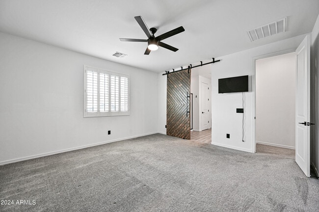 Building Photo - 13360 W Briles Rd