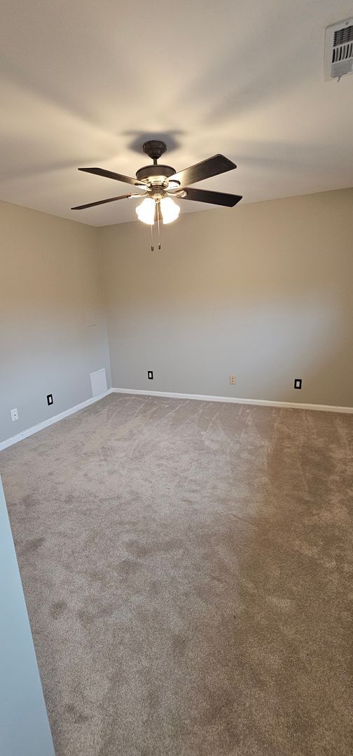 Building Photo - 2-Bedroom, 1.5-Bath Townhome in Fairway Vi...