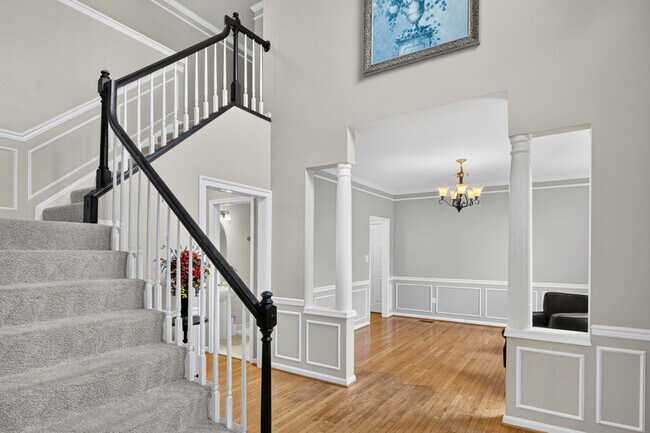 Building Photo - 4512 Rutherford Way