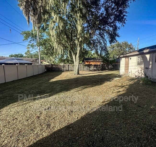 Building Photo - 4135 Old Rd 37