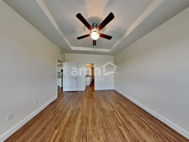 Building Photo - 1519 S Horton St