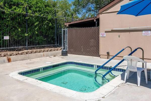 Hot tub on property - 6530 College Grove Dr
