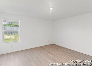 Building Photo - 10129 Bridgton