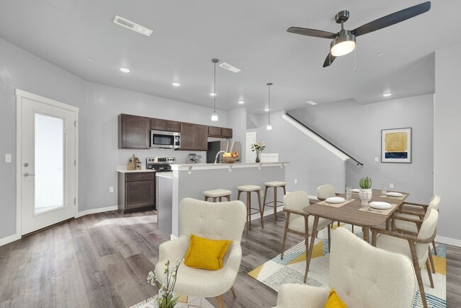 Building Photo - Wilson Creek Townhomes! Move In By 9/30 & ...