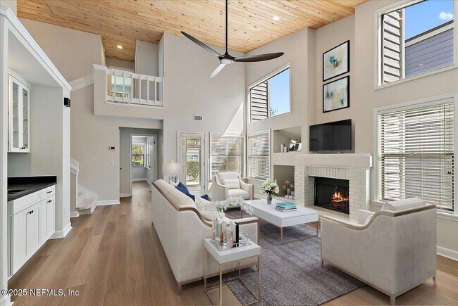 Building Photo - 53 S 9 Dr