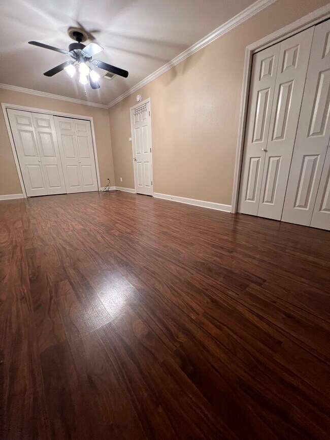 Building Photo - 202 Avenue A