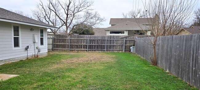 Building Photo - 11609 Gunsmoke Cir