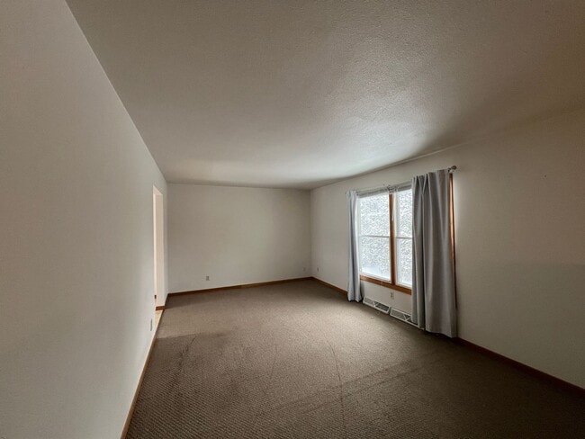 Building Photo - 602-614 Brown Street