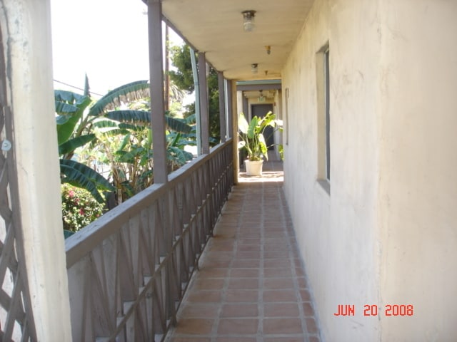 Building Photo - 1460 N Mansfield Ave