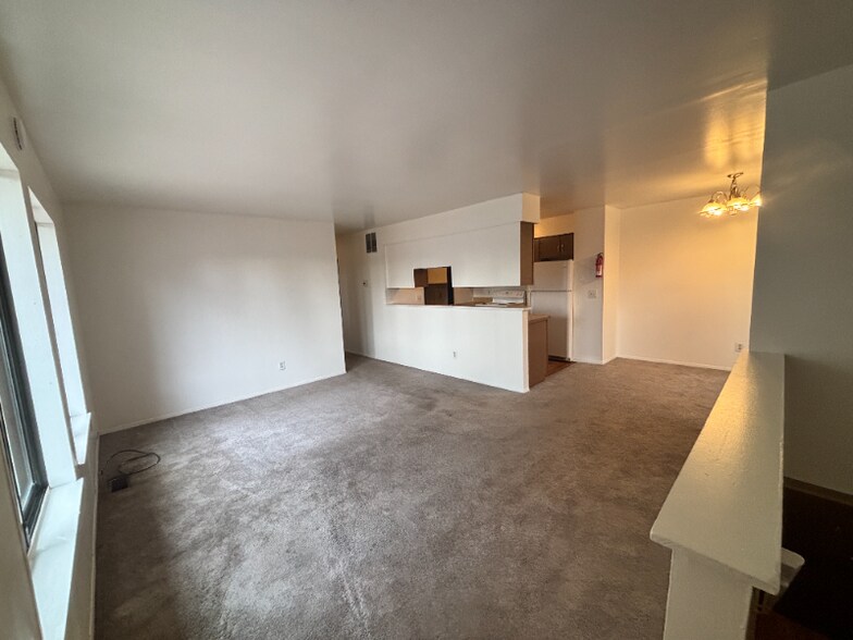 Building Photo - 7640 Timbercreek Ct