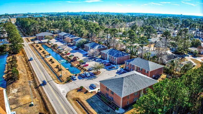 Building Photo - 1 Bedroom apartment for rent June 2025