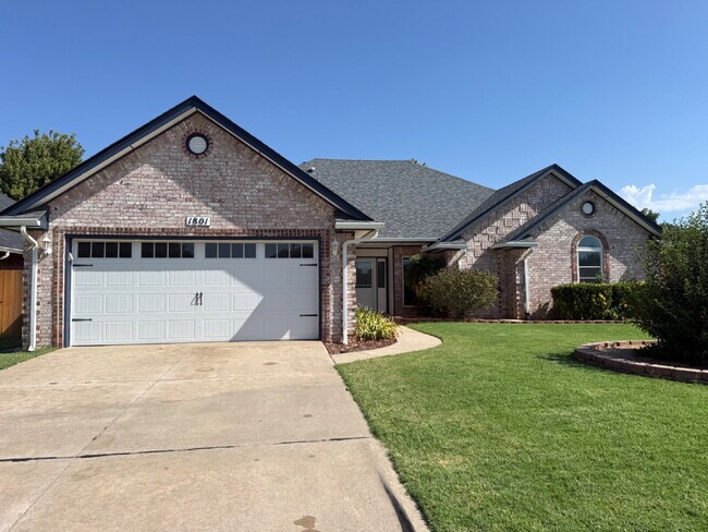 Building Photo - Corner-lot home in the desirable Cooper Creek