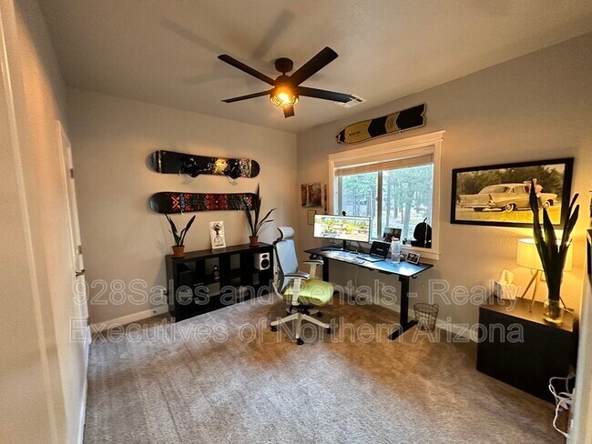 Building Photo - 2342 W Mission Timber Cir