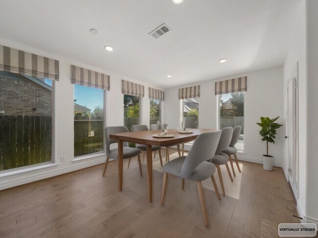 Building Photo - 27123 Birch Pine Ct