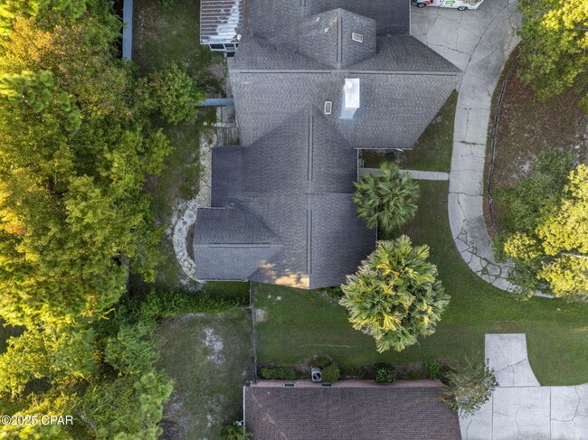 Building Photo - 301 Fairway Blvd