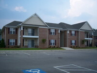 Building Photo - 1720 Renwick Dr