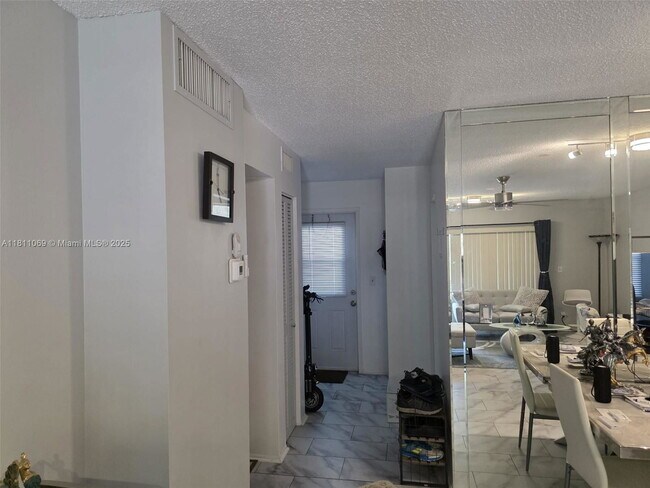 Building Photo - 1425 Atlantic Shores Blvd