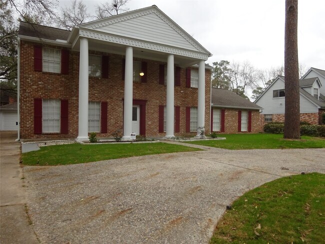 Primary Photo - 1502 Big Horn Dr