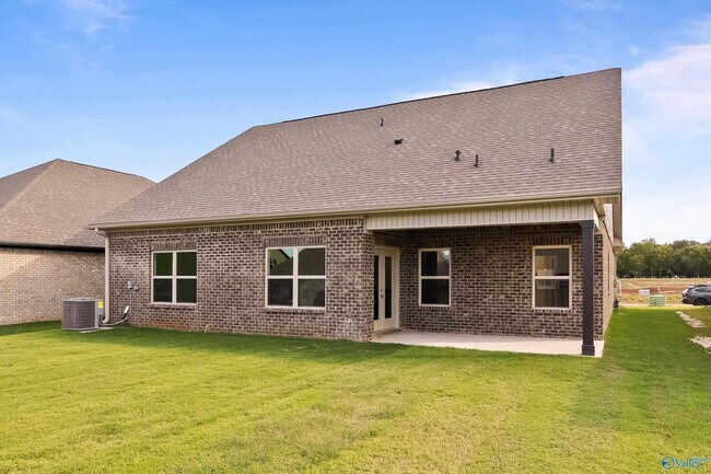 Building Photo - 4 Bedrooms in Hazel Green!!