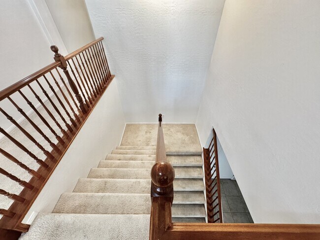 Building Photo - 10037 White Mulberry Dr