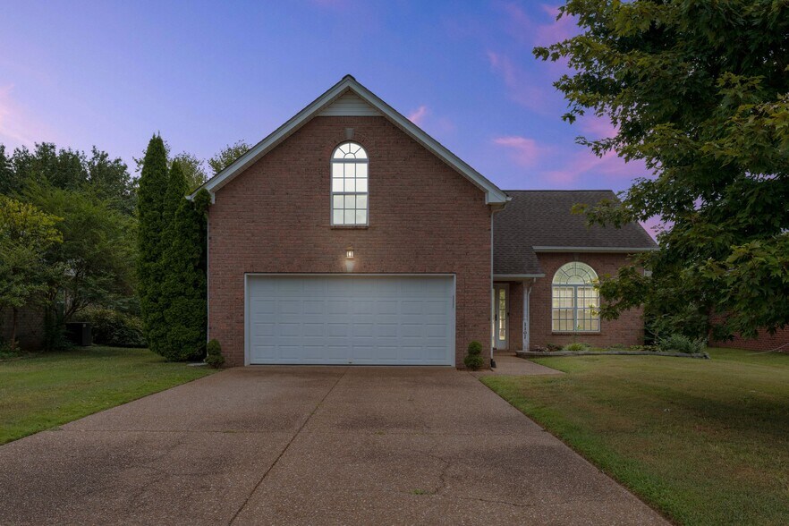 Building Photo - 1107 Saddle Creek Dr