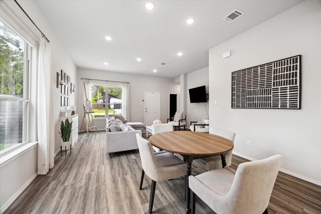 Building Photo - 10897 Mockingbird Pl