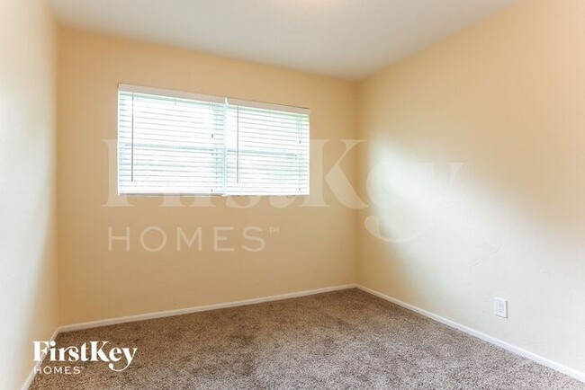Building Photo - 2080 SW 37th Terrace