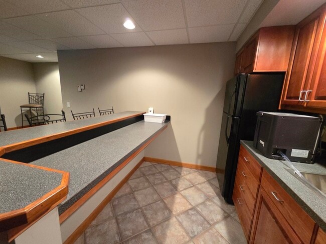 Building Photo - 20 Bonardi Dr
