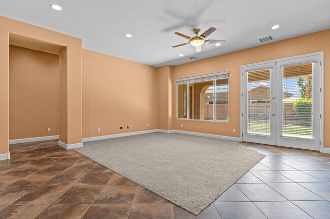 Building Photo - 2771 E Wisteria Dr