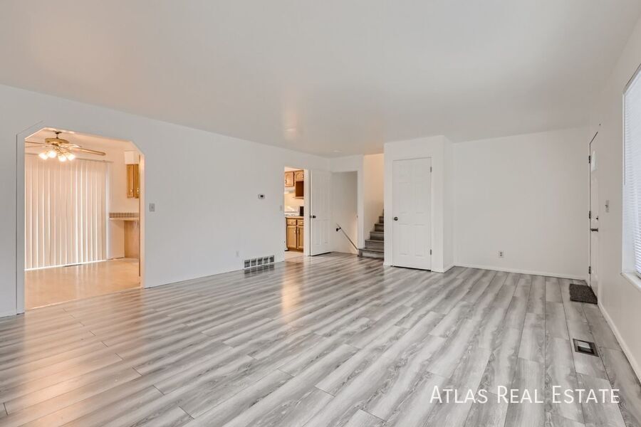 Building Photo - 1446 E 6710 S