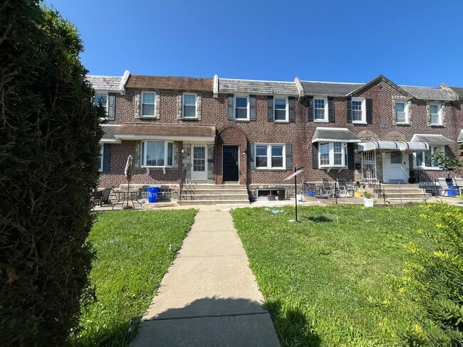 Primary Photo - 3232 Friendship St