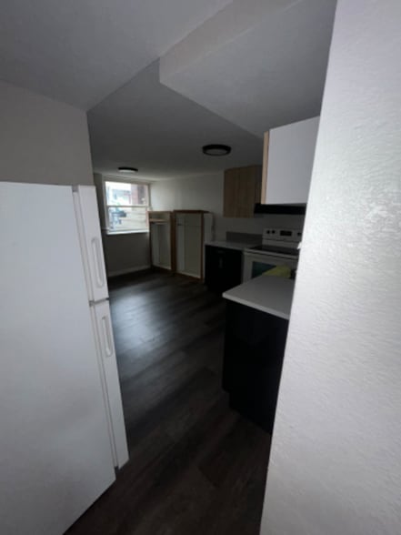 Building Photo - 716 E Mahanoy St