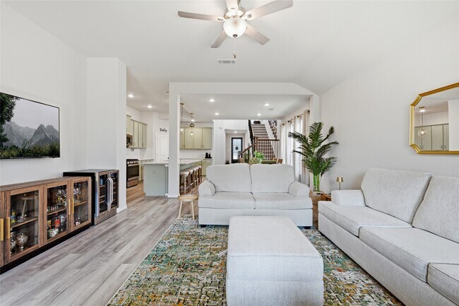Building Photo - 31327 Sellers Terrace Dr