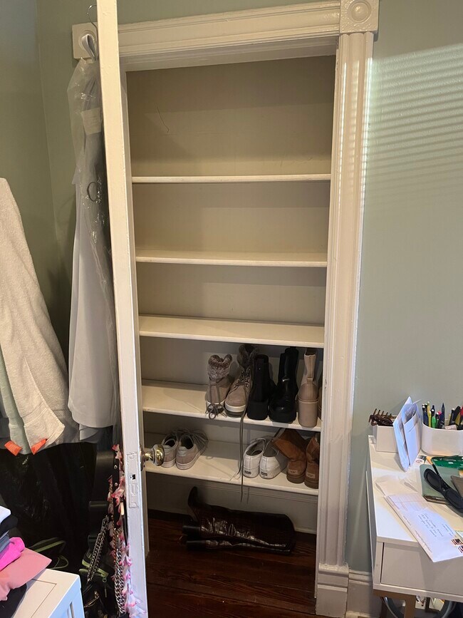 Building Photo - 1830 Swann St NW