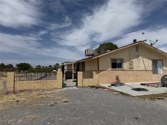 Building Photo - 4361 Laute Dr