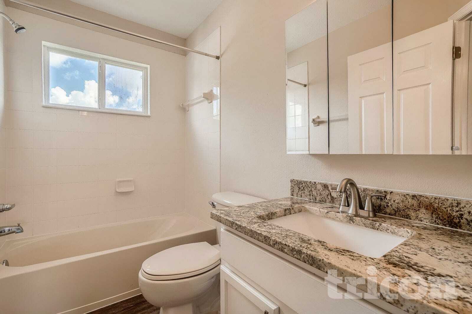 Building Photo - 6251 Blue Runner Ct