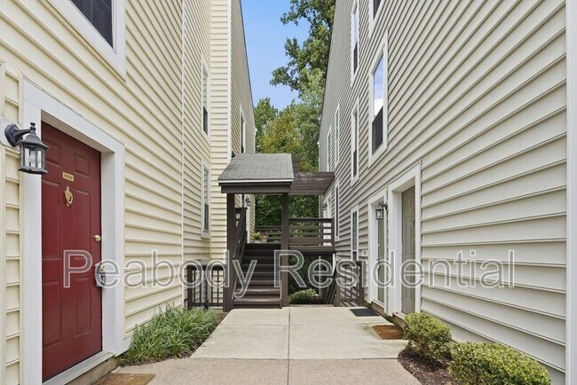 Building Photo - 10118 Oakton Terrace Rd