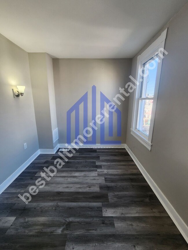 Building Photo - Cozy 3 Bedroom Home in East Baltimore