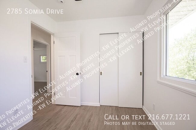 Building Photo - 2785 Somia Dr