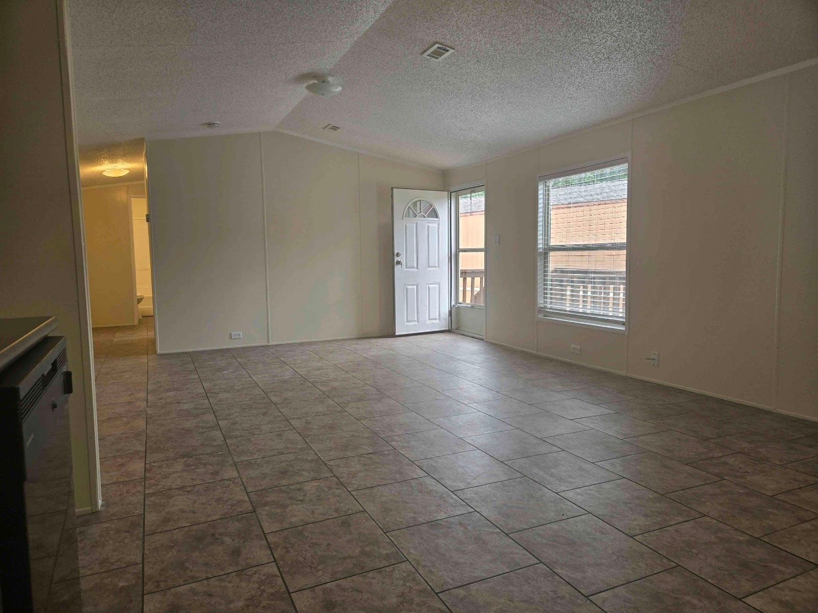 Building Photo - 709 N Collins Fwy