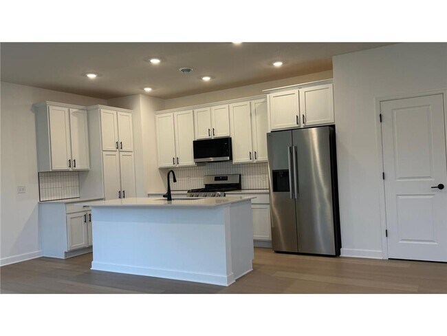 Building Photo - 22348 Isla Wy
