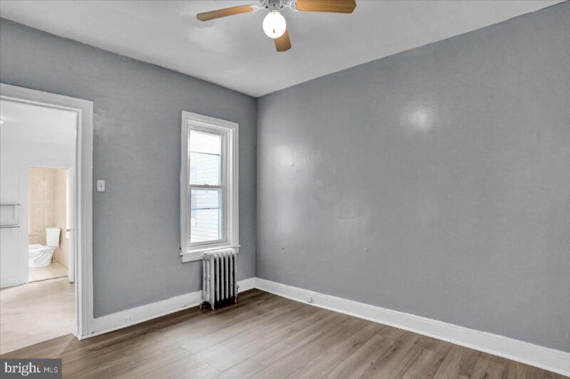 Building Photo - 637 Moss St