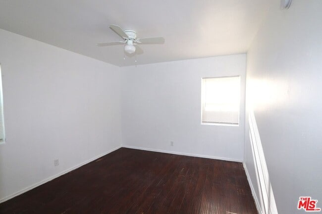 Building Photo - 8150 Sepulveda Pl